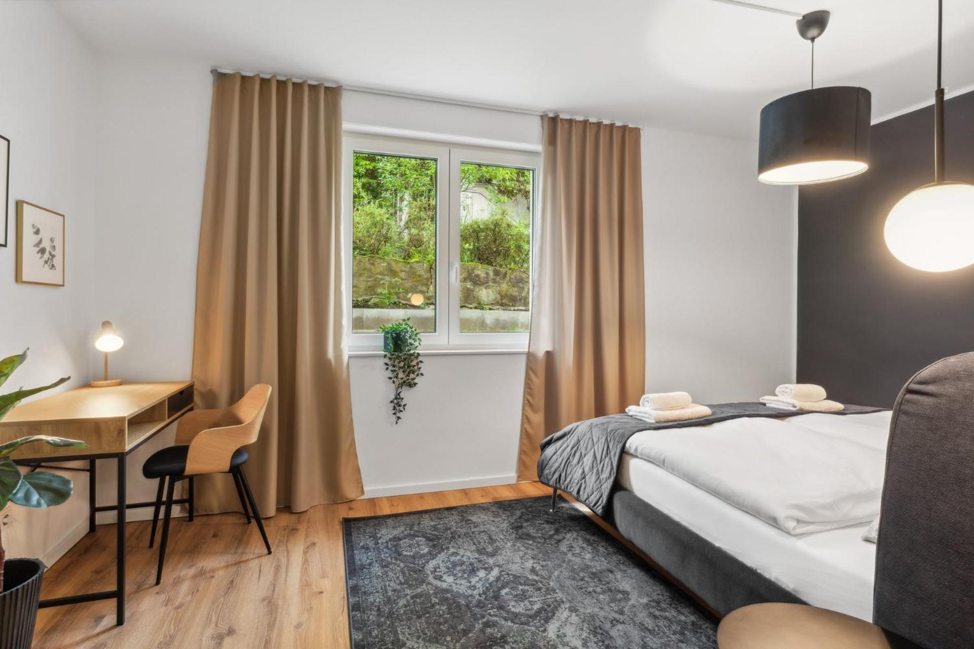Zwei Apartments Fuer Bis Zu 8 Personen Zentral, Modern, Mit Terrasse & Balkon บีเลอเฟล์ด ภายนอก รูปภาพ